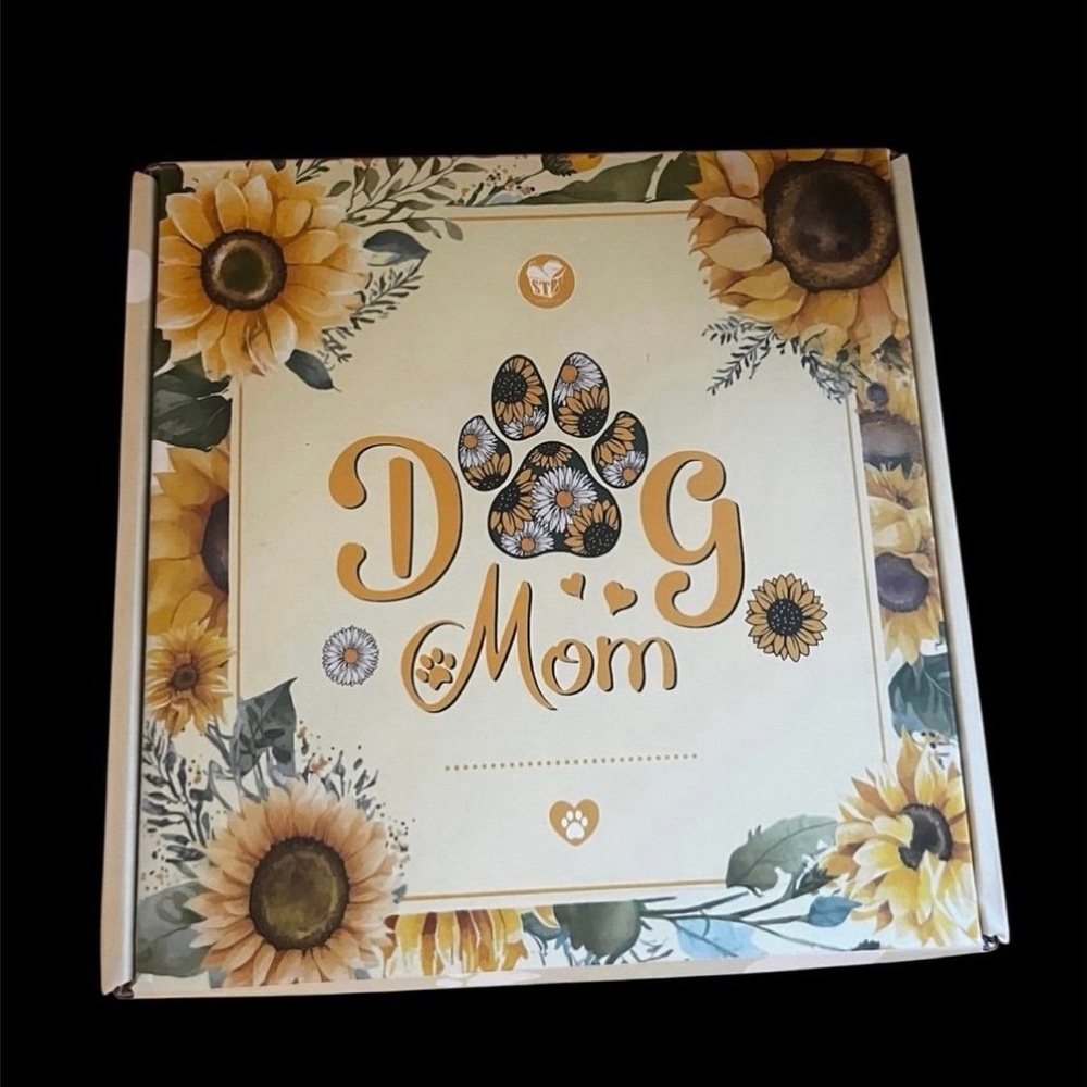 Dog Mom 8 Piece Sunflower Gift Set